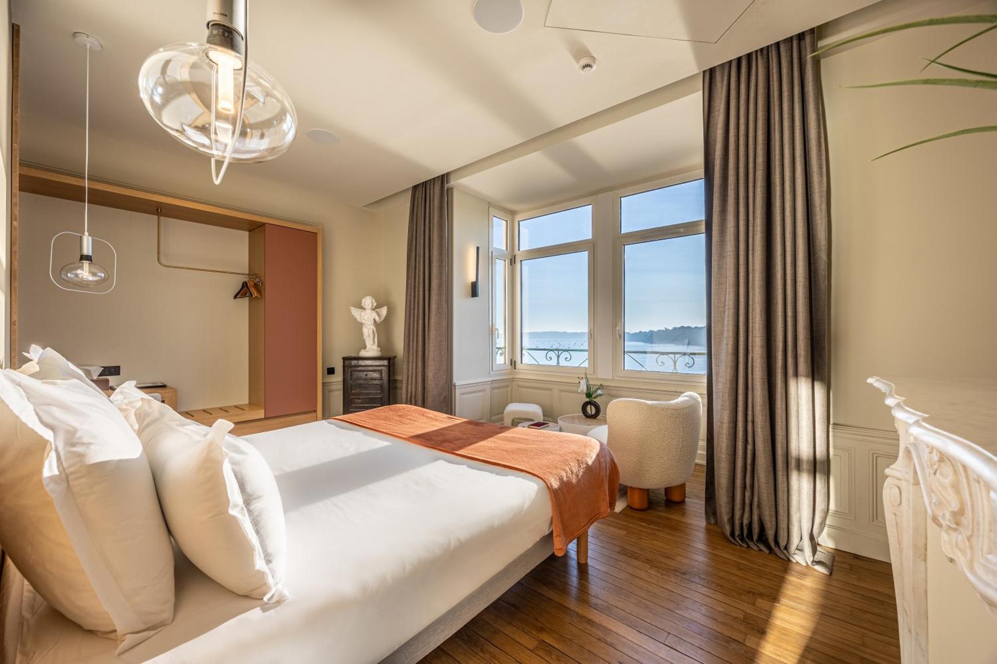 Restaurant Hotel Didier Meril Динард Екстериор снимка